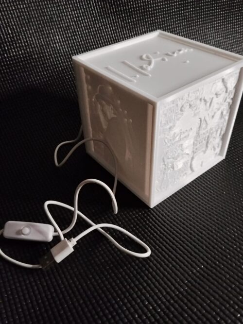Cubo iluminado